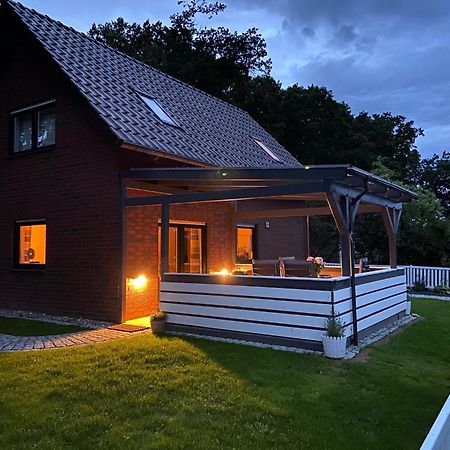 Strandhaus Mathea - Ruhige Lage Direkt Am Fleesensee - Parkplatz, Kamin, Sauna - Familienfreundlich Unter Göhren Kültér fotó